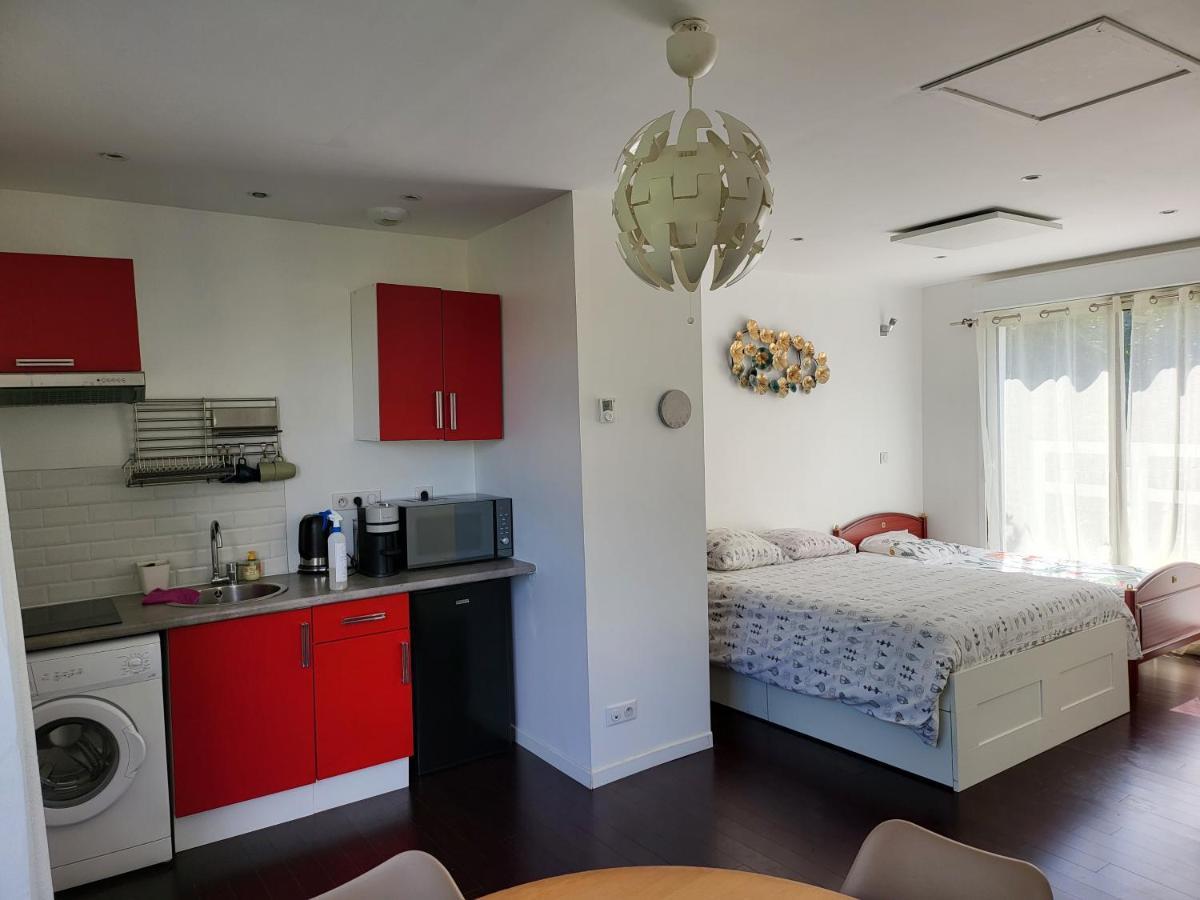 Maisonnette A 10Min De Disney Jossigny Luaran gambar